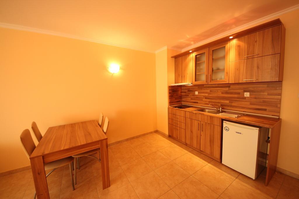 Menada Sea Regal Apartments Sunny Beach Oda fotoğraf