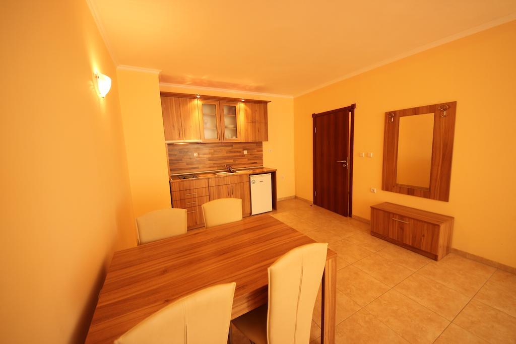 Menada Sea Regal Apartments Sunny Beach Oda fotoğraf